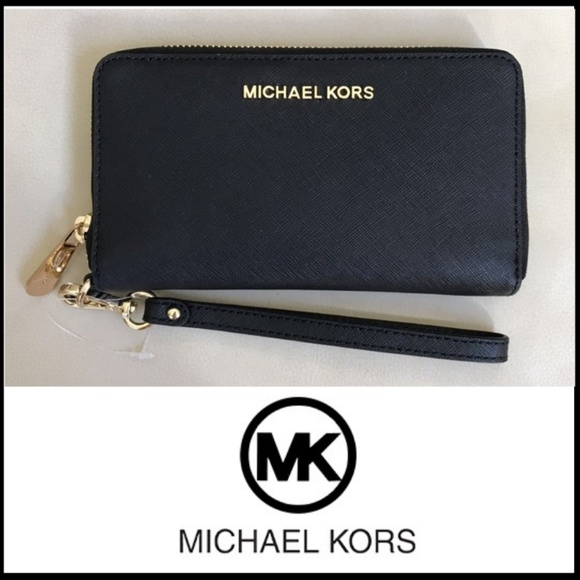 MICHAEL Michael Kors Handbags - NWT MICHAEL KORS Multi-function Phone Case Wallet